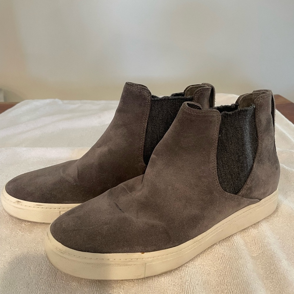 VINCE Newlyn Suede Ankle Boots - size 6.5